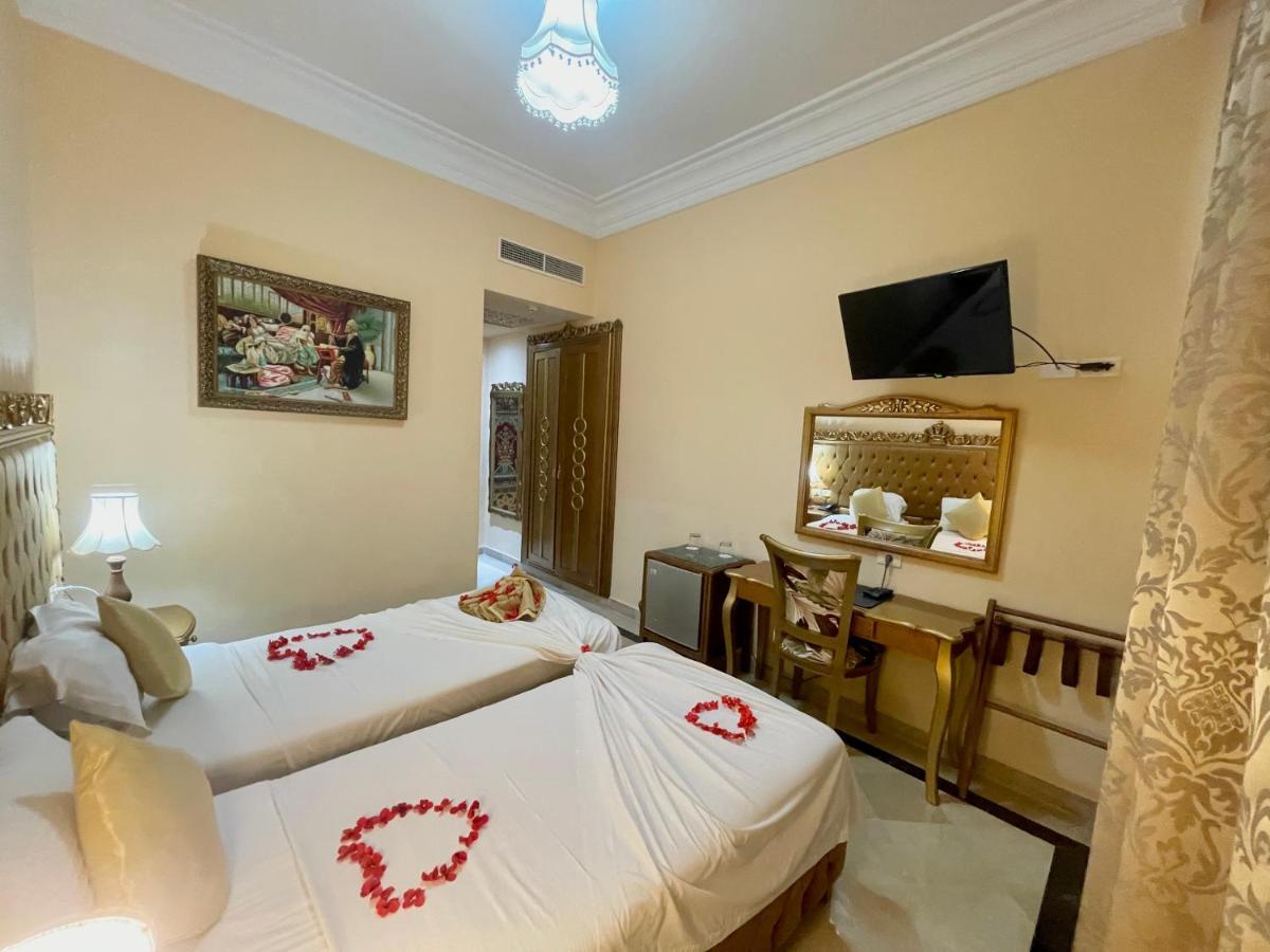Royal Victoria - Ex British Embassy 4*