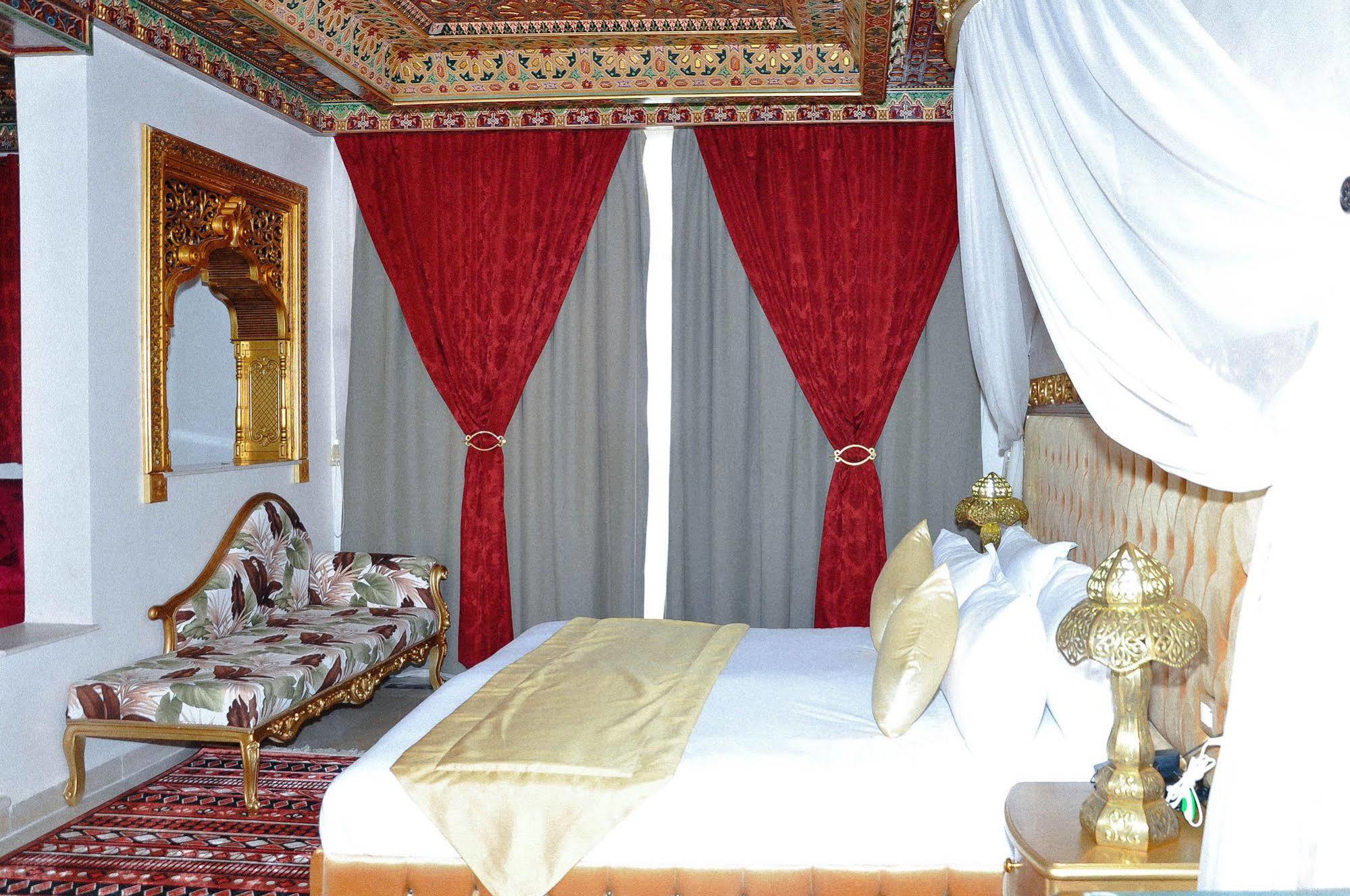 Royal Victoria - Ex British Embassy Hotel 4*